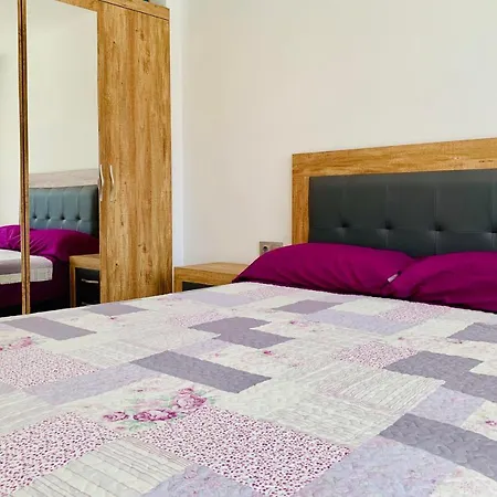 Apartment Avenida *